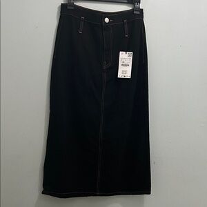 Black Midi Skirt with Contrast Stitching